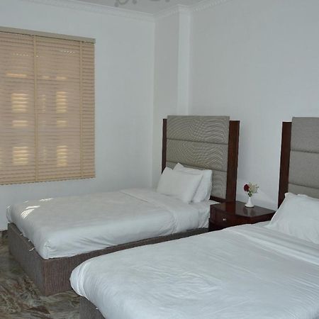 Royal Suite Hotel Apartments Al Huwayl 외부 사진