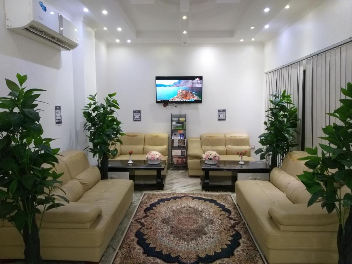 Royal Suite Hotel Apartments Al Huwayl 외부 사진