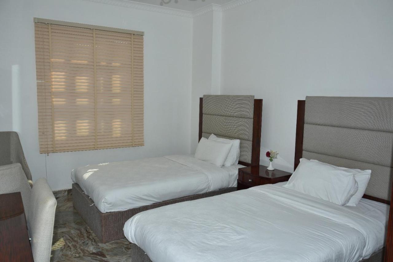 Royal Suite Hotel Apartments Al Huwayl 외부 사진